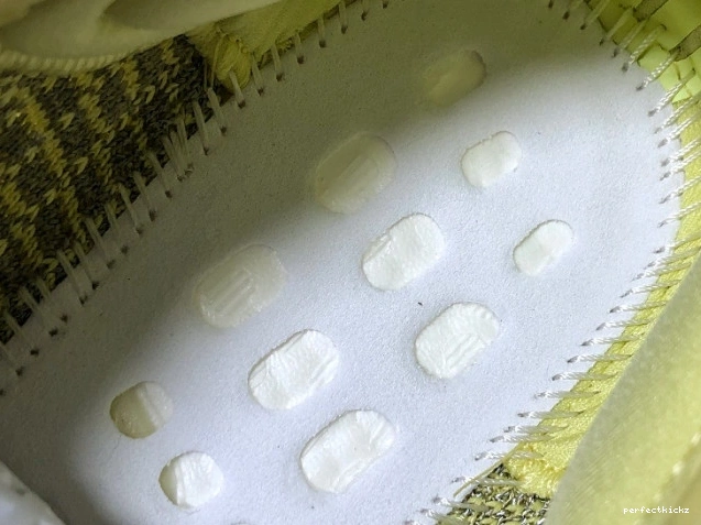 Adidas Antlia V2 Reflective FV3255 Yeezys 350 0804